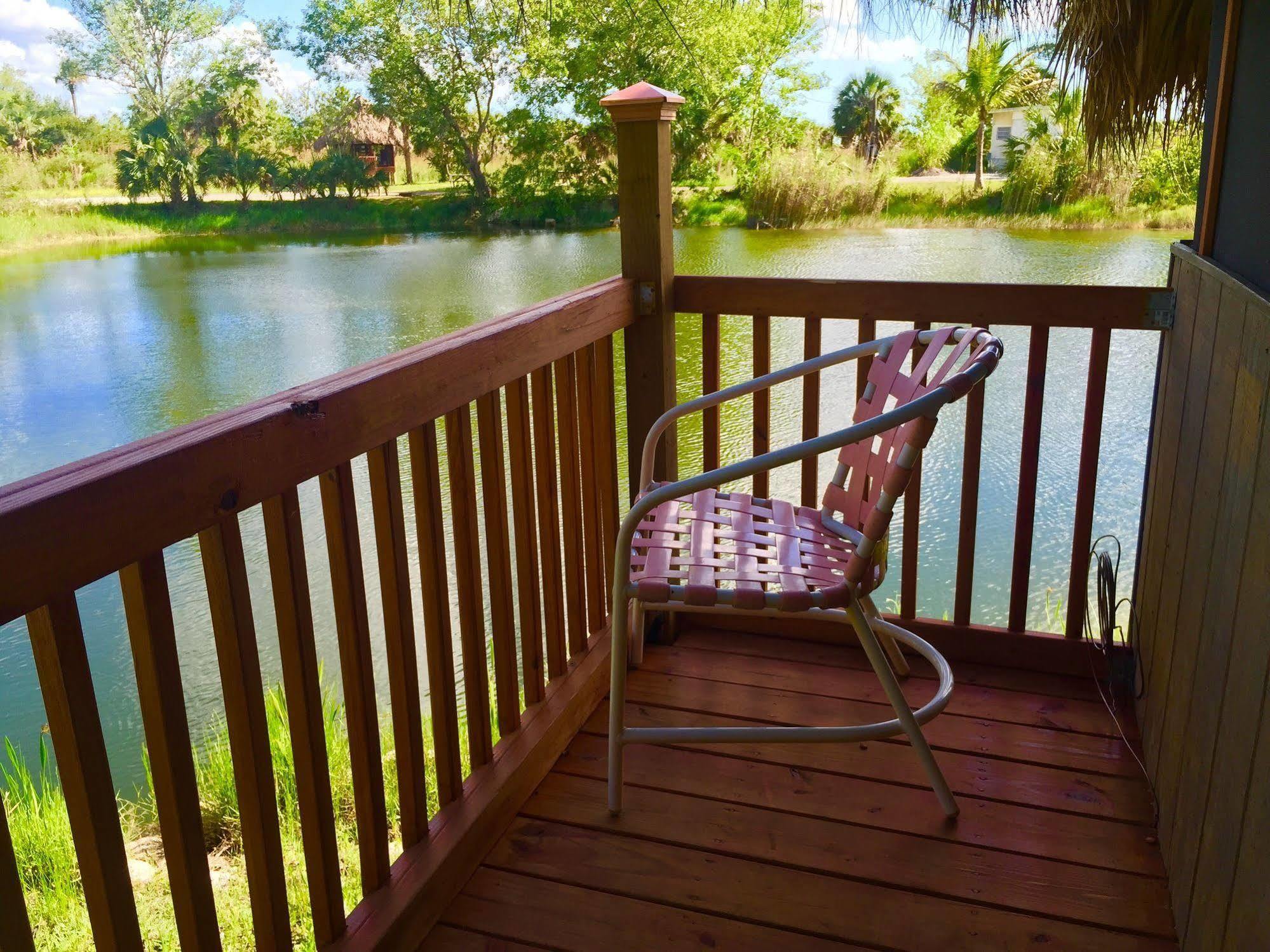 Everglades Chickee Cottage & Bungalow - Ochopee Extérieur photo